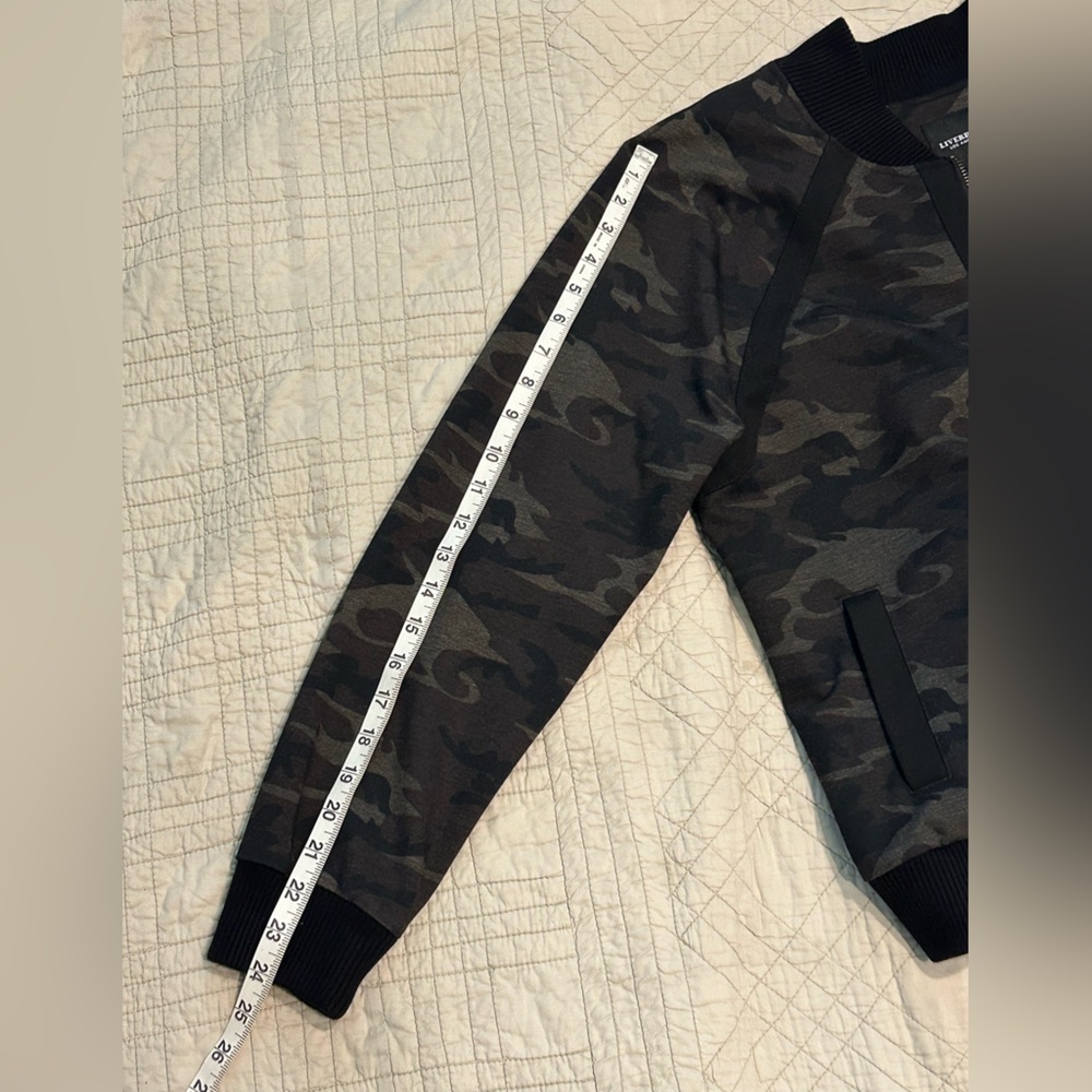 Liverpool Camouflage Bomber Jacket - Picture 13 of 13